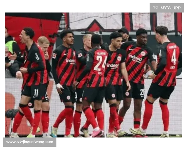 法兰克福欧冠首两战一喜一悲从狂胜到惨败演绎足球命运过山车